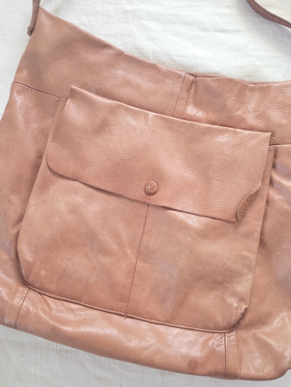 Leather Crossbody Day & Mood Malou Hobo Purse Bag *flaw - Picture 2 of 14